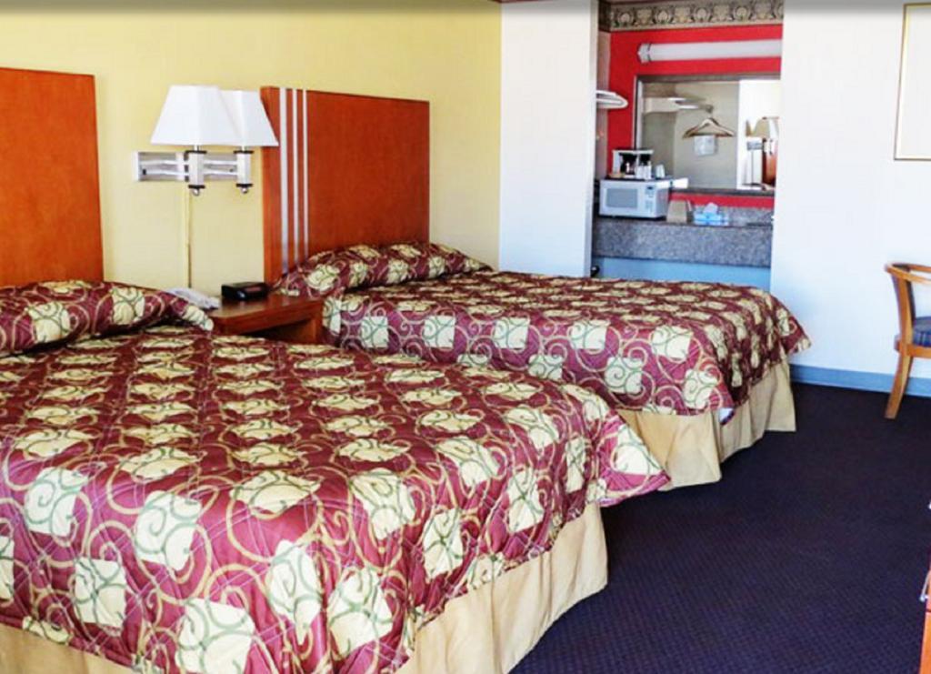 Winnie Inn And Suites חדר תמונה