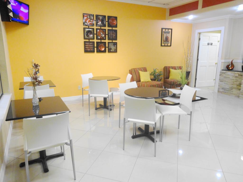 Winnie Inn And Suites מראה חיצוני תמונה