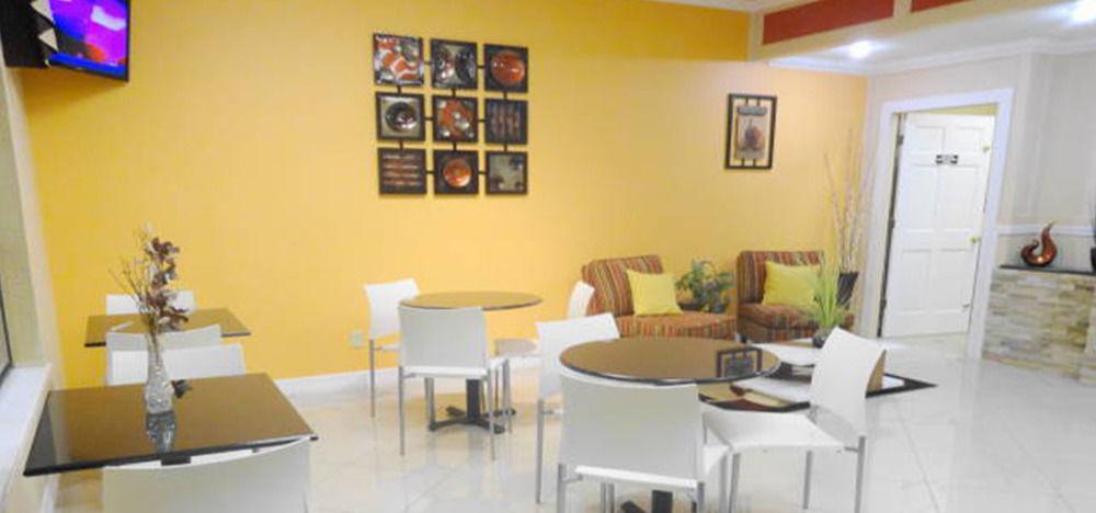 Winnie Inn And Suites מראה חיצוני תמונה