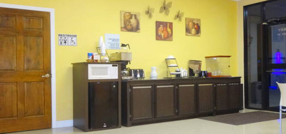 Winnie Inn And Suites מראה חיצוני תמונה