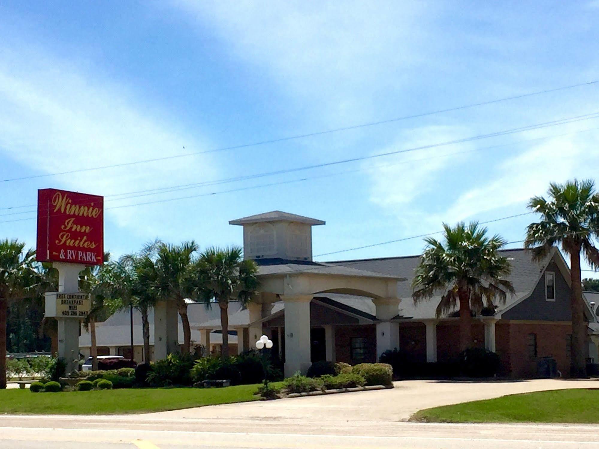 Winnie Inn And Suites מראה חיצוני תמונה